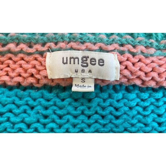 Umgee USA Block Cable Knit Fun Sweater Women’s Small Pom Poms - Picture 3 of 11